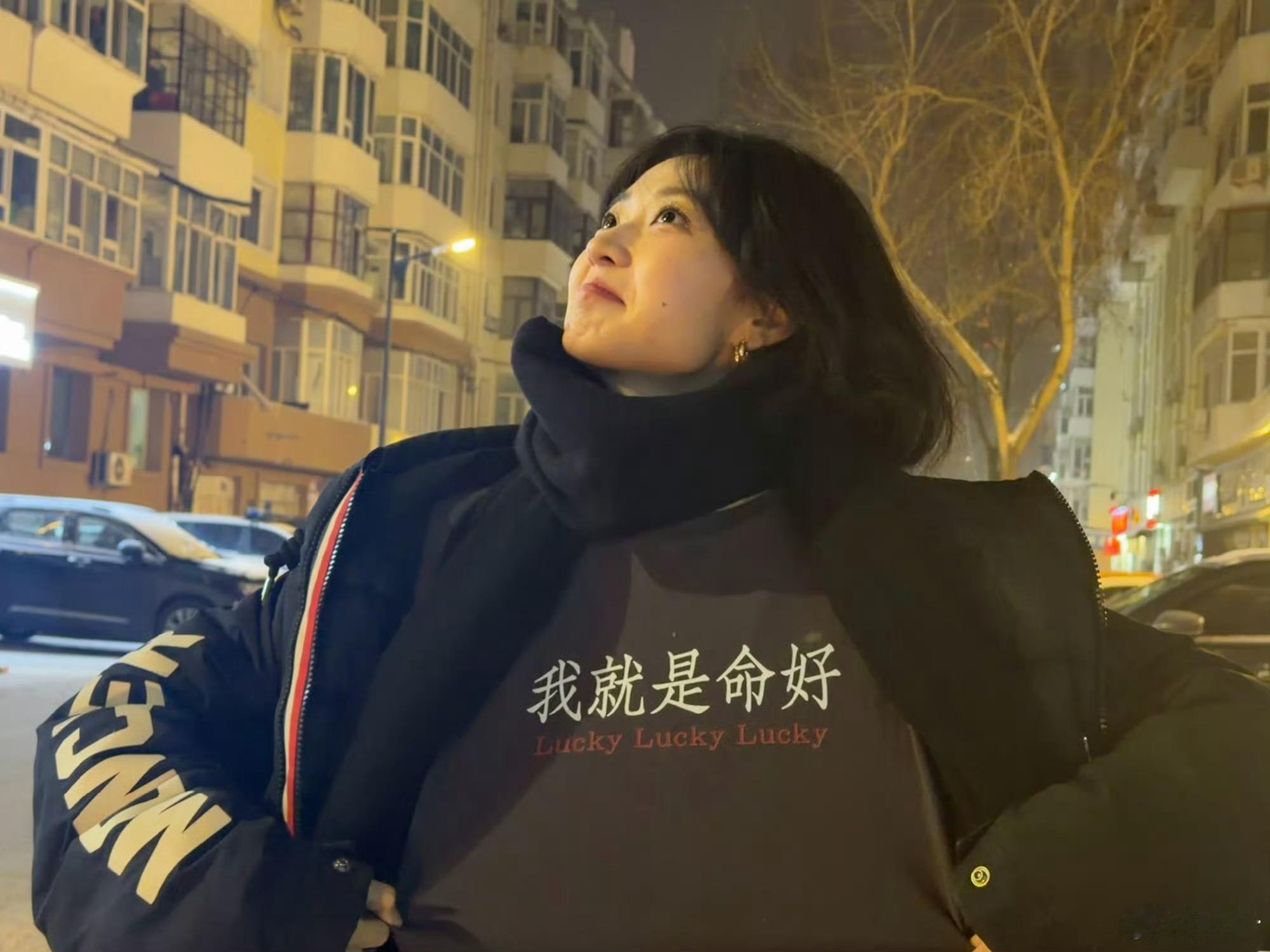 黑西装 双手插兜 墨镜一戴 就这个孙千帅