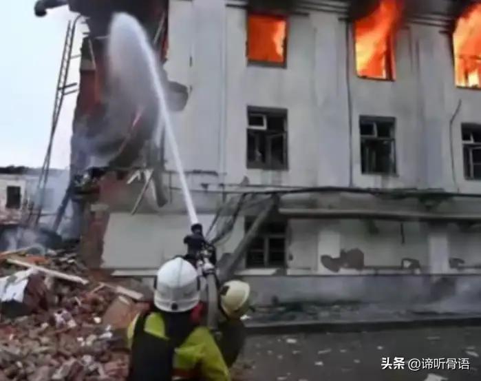 如果敢打乌克兰icon，那么我就炸莫斯科icon，如果中方收复台湾icon，那么