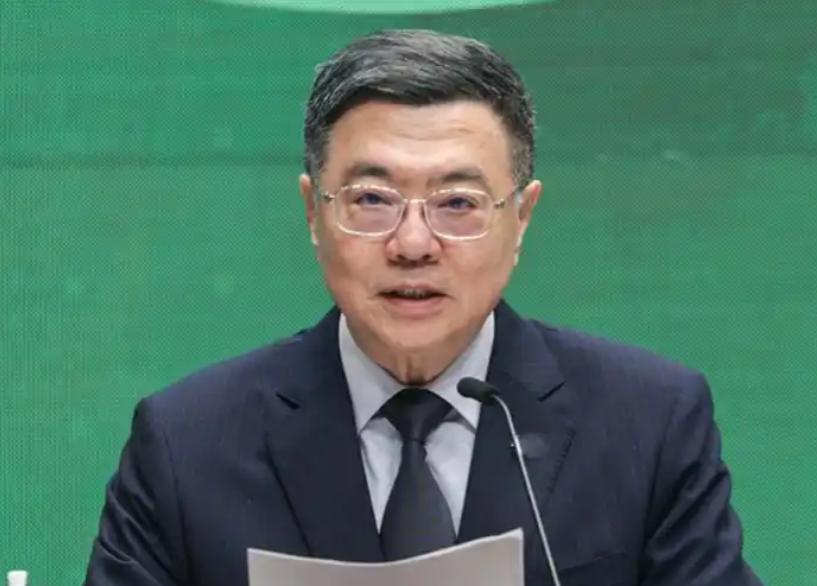 台“行政院长”卓荣泰发表声明，

4月21日，针对台商总会昨日率七大公会对于大陆