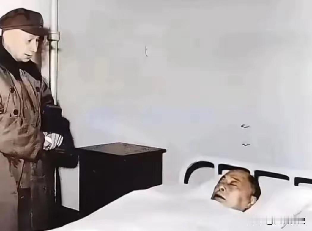 两位老战友的最后一次见面

1972年1月，两位老战友最后一次见面，留下这张珍贵