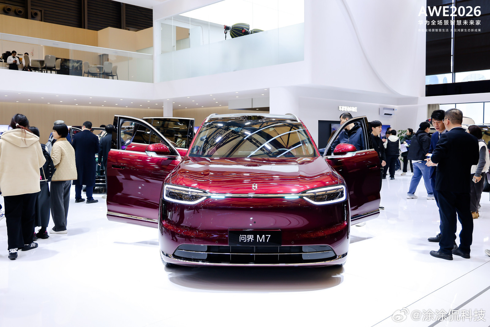 尼尔森报告称问界M7净推荐值达85%在今年的AWE展会上，问界M7无疑是全场最吸