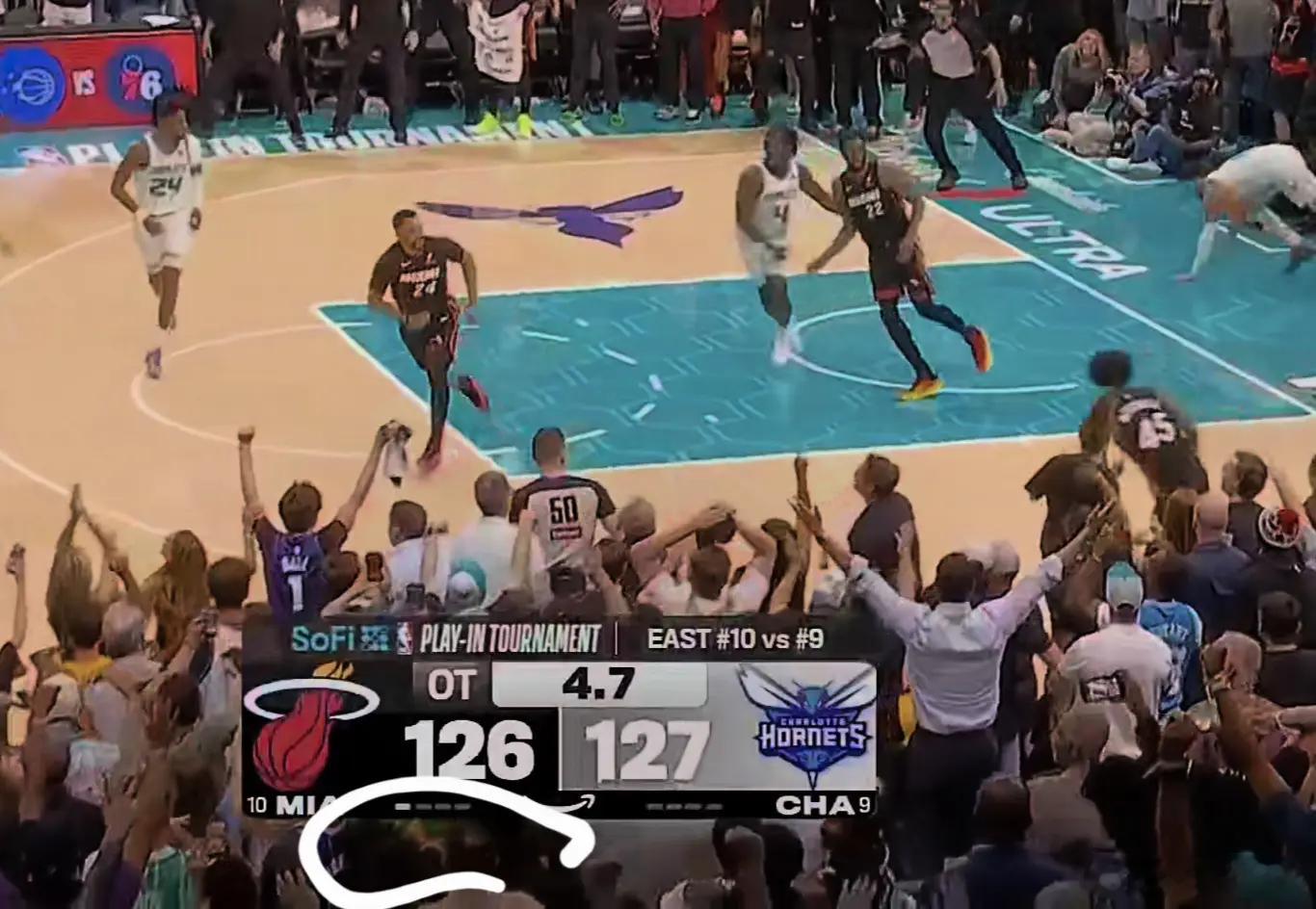 关于暂停问题：加时赛一共两个暂停，热火1:33的时候叫了一个，0:26叫了第二个