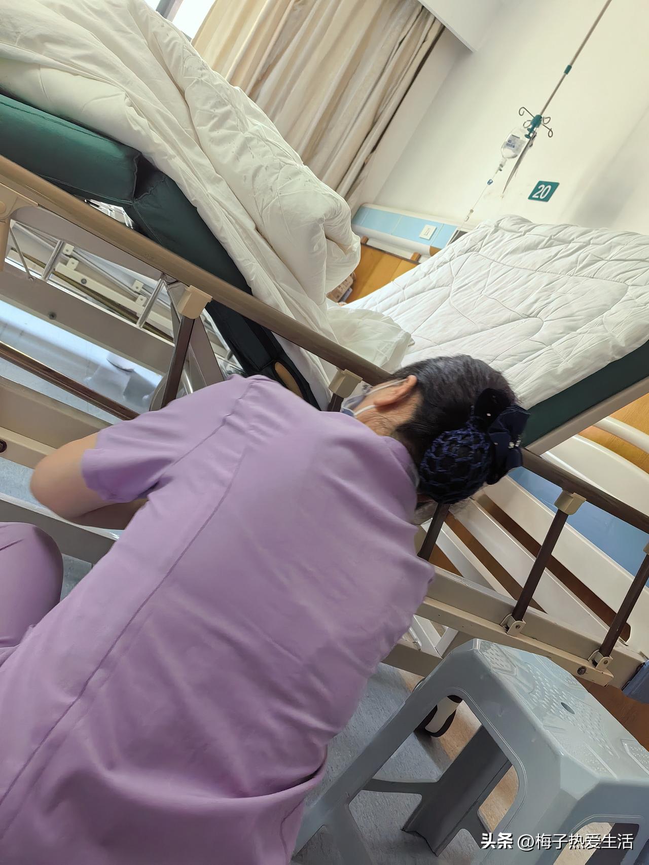 郑州大学第一附属医院南院区，环境和卫生是真没话说，我们隔壁床的六个月小宝宝今天出