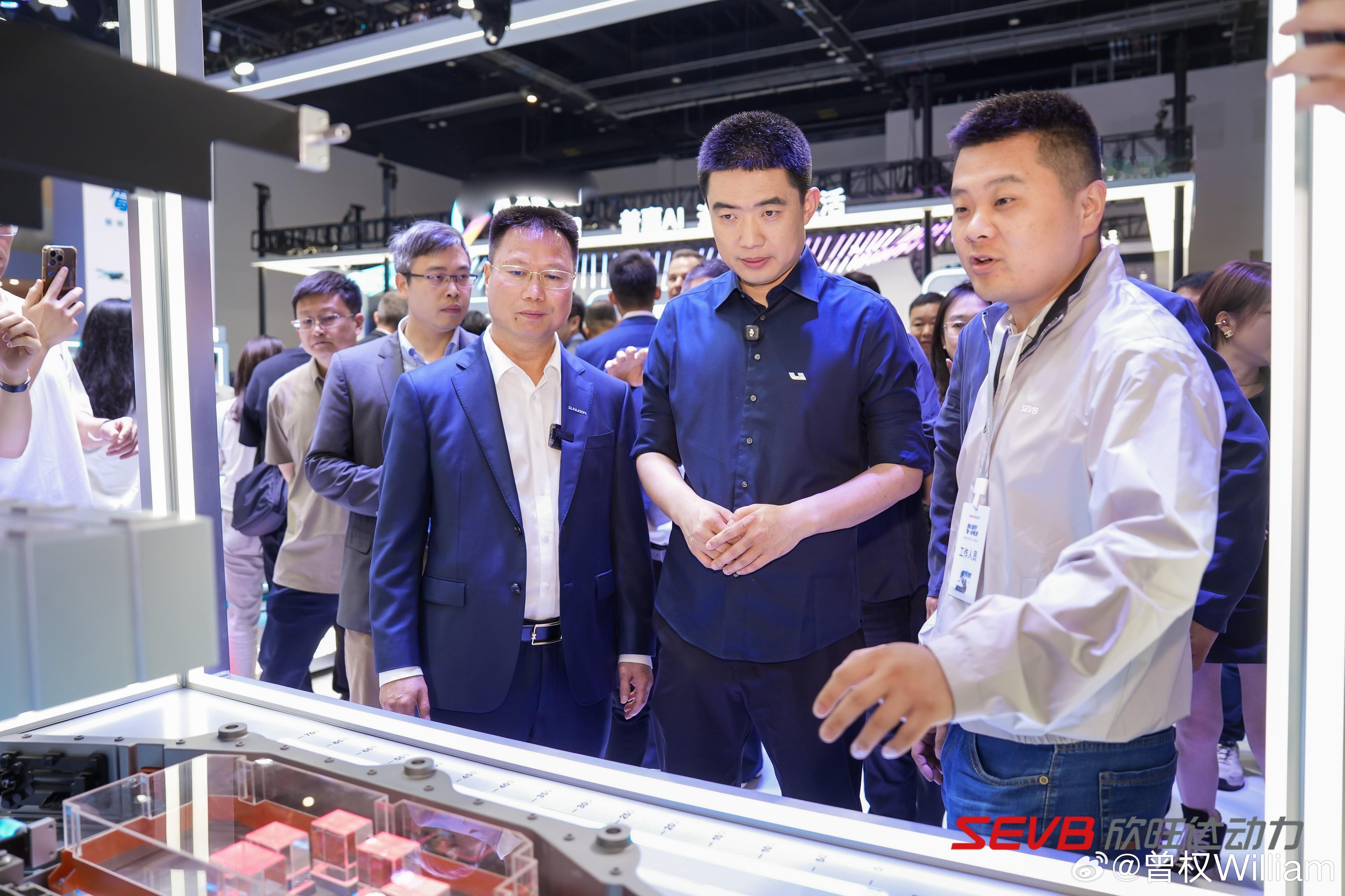 理想砸26.5亿入股欣旺达动力，持股11.17%。兄弟们，这不是简单的"买电池"