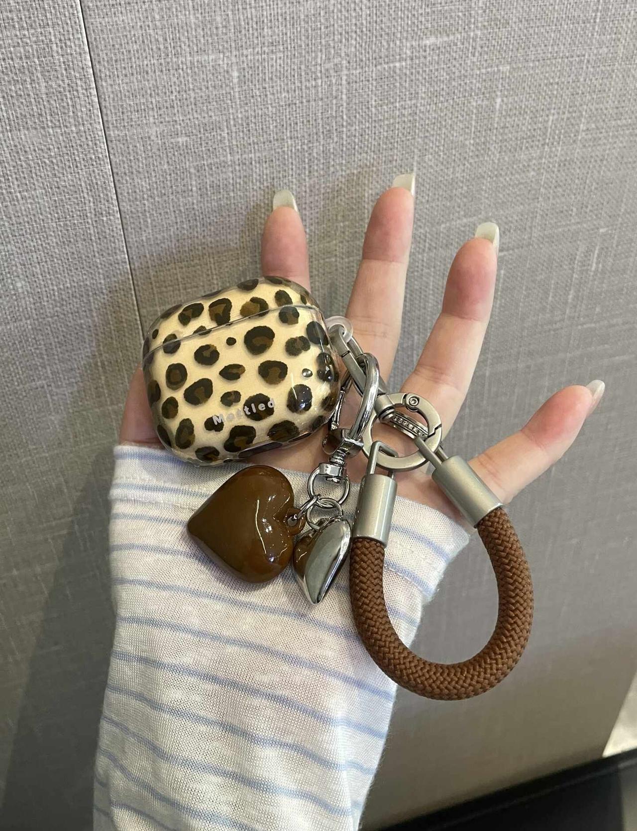 清透棕豹纹好秋冬啊🐆🤎🎧
airpods 耳机仓保护套 AirPods保护