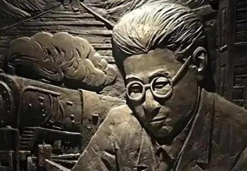 1945年长征途中钱壮飞失踪，几十年后，贵州毕节金沙县清理河道时，竟然从泥沙里掏