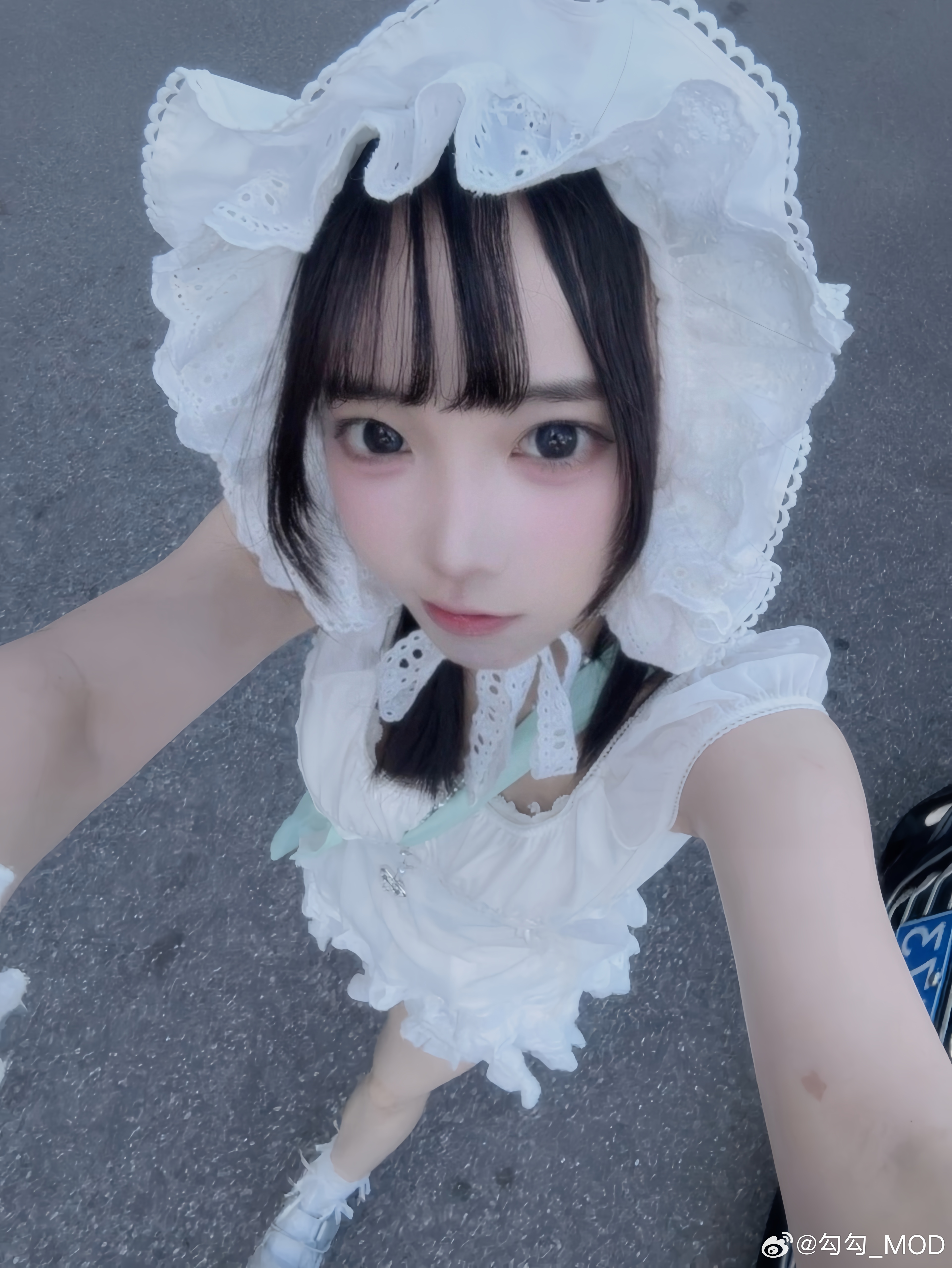 有一个力气很大的勾宝宝把你举高高了呀💪🏻👶🏻Kou勾勾