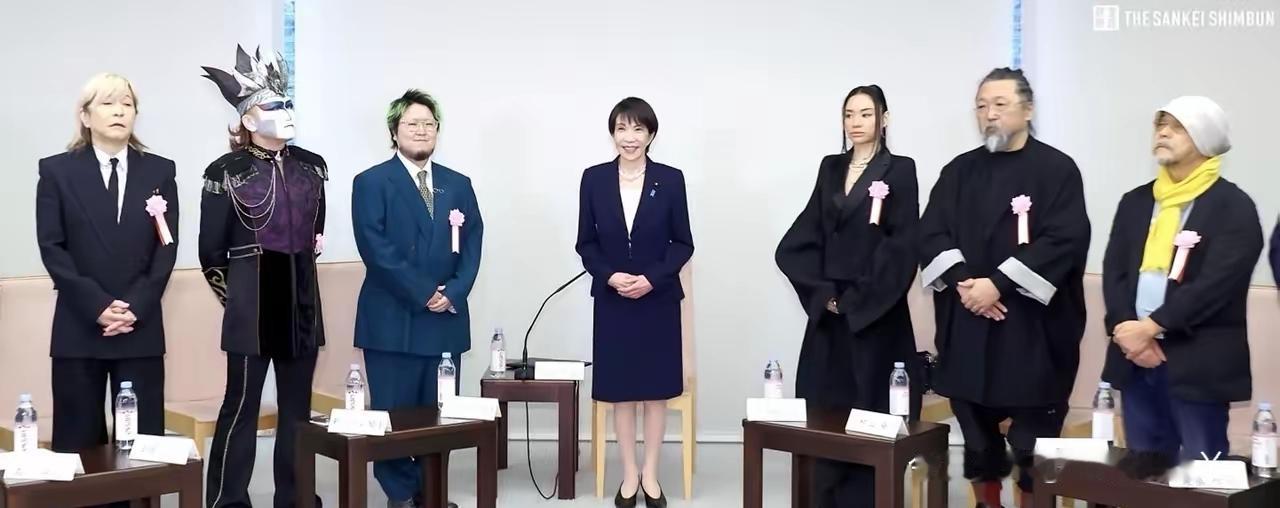 高市早苗她把押井守、村上隆、小室哲哉等ACG和音乐大佬请进首相官邸，搞了场“梦幻
