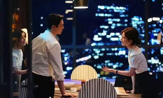 许我耀眼导演获年度导演奖 陈导太牛啦！凭《许我耀眼》斩获金鹅奖年度导演，实至名归