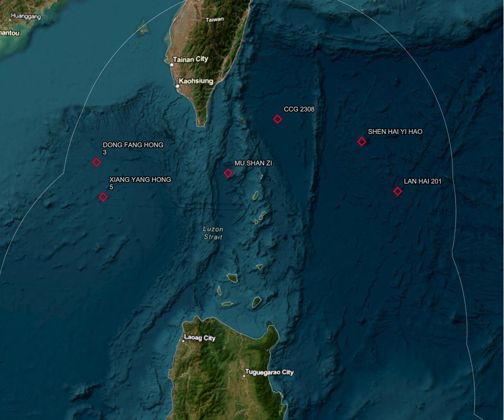 吕宋海峡海域，最近掀起了中国科考的热潮。热点解读 巴丹群岛附近有一艘“木扇子”号