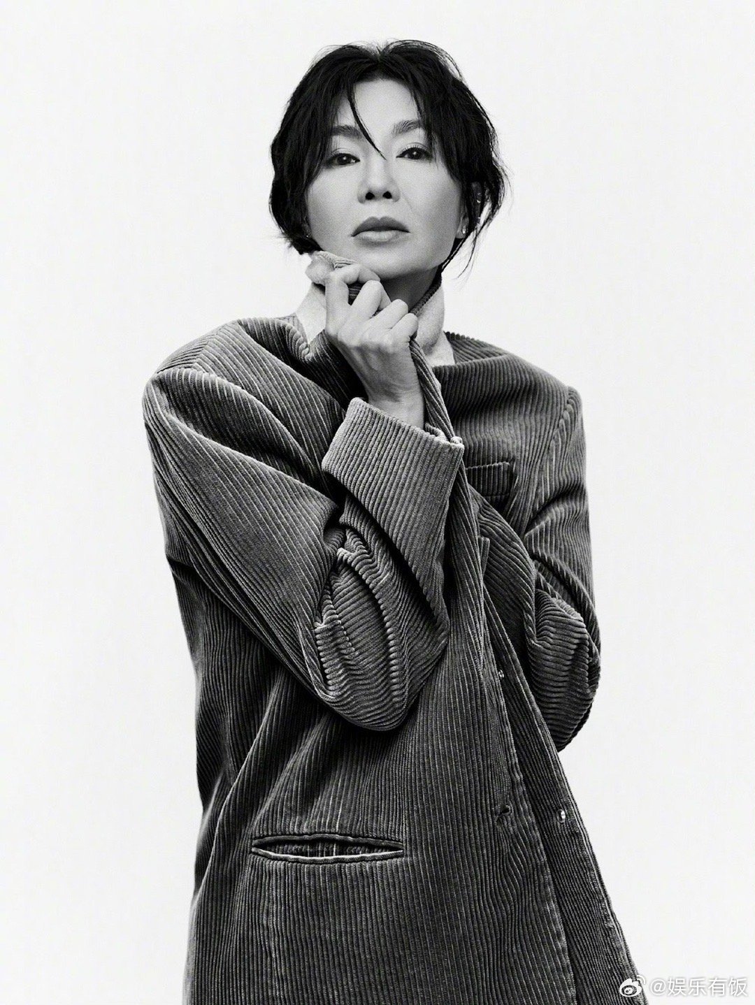 张曼玉61岁状态  天呐，谁看得出来张曼玉已经61岁了！这个状态实在太好了太酷了