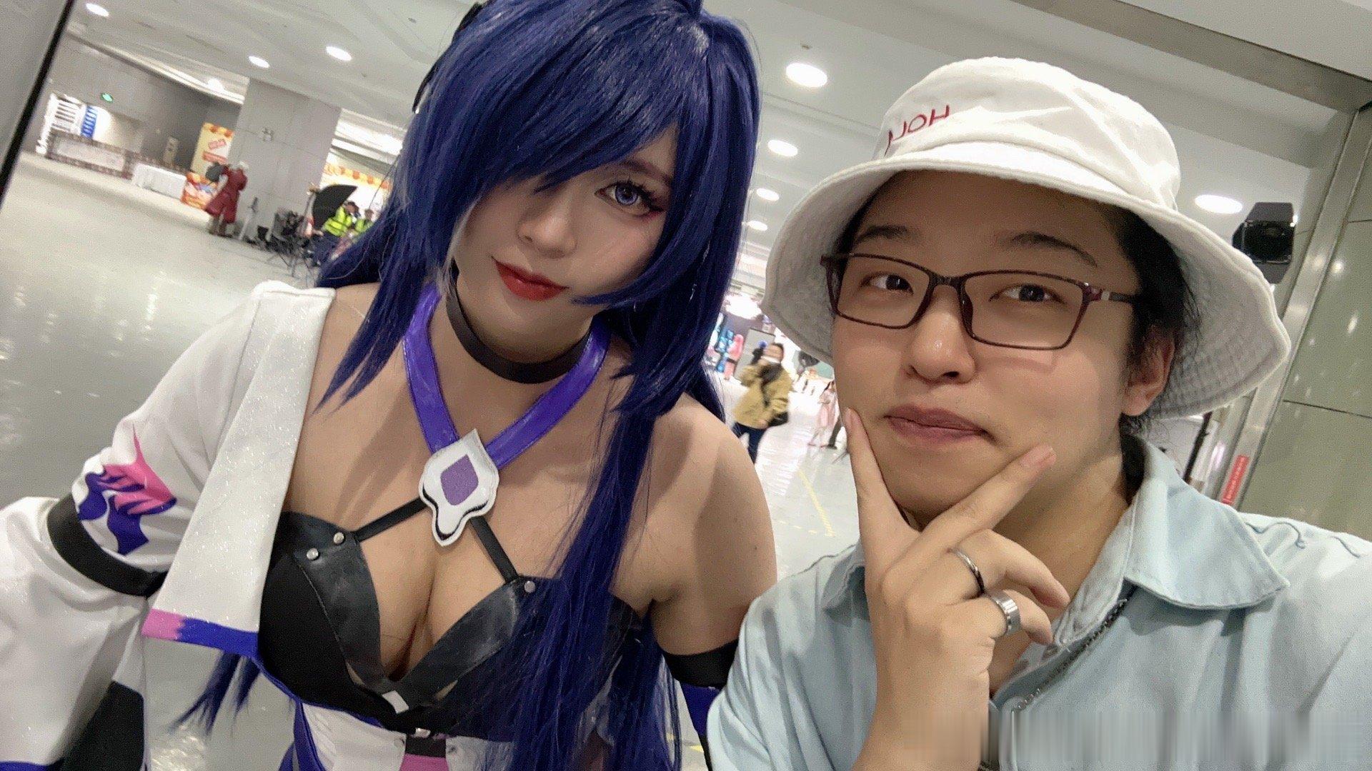 #COS[超话]# 梦乡DAY.2. 准备睡了.起来开始梦乡DAY3.  前两天