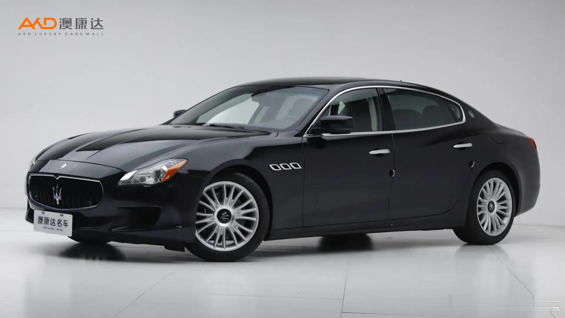 内饰是老了一点，外观还是很精神的！现在24万多的价格就能买到一台这么新的总裁！1