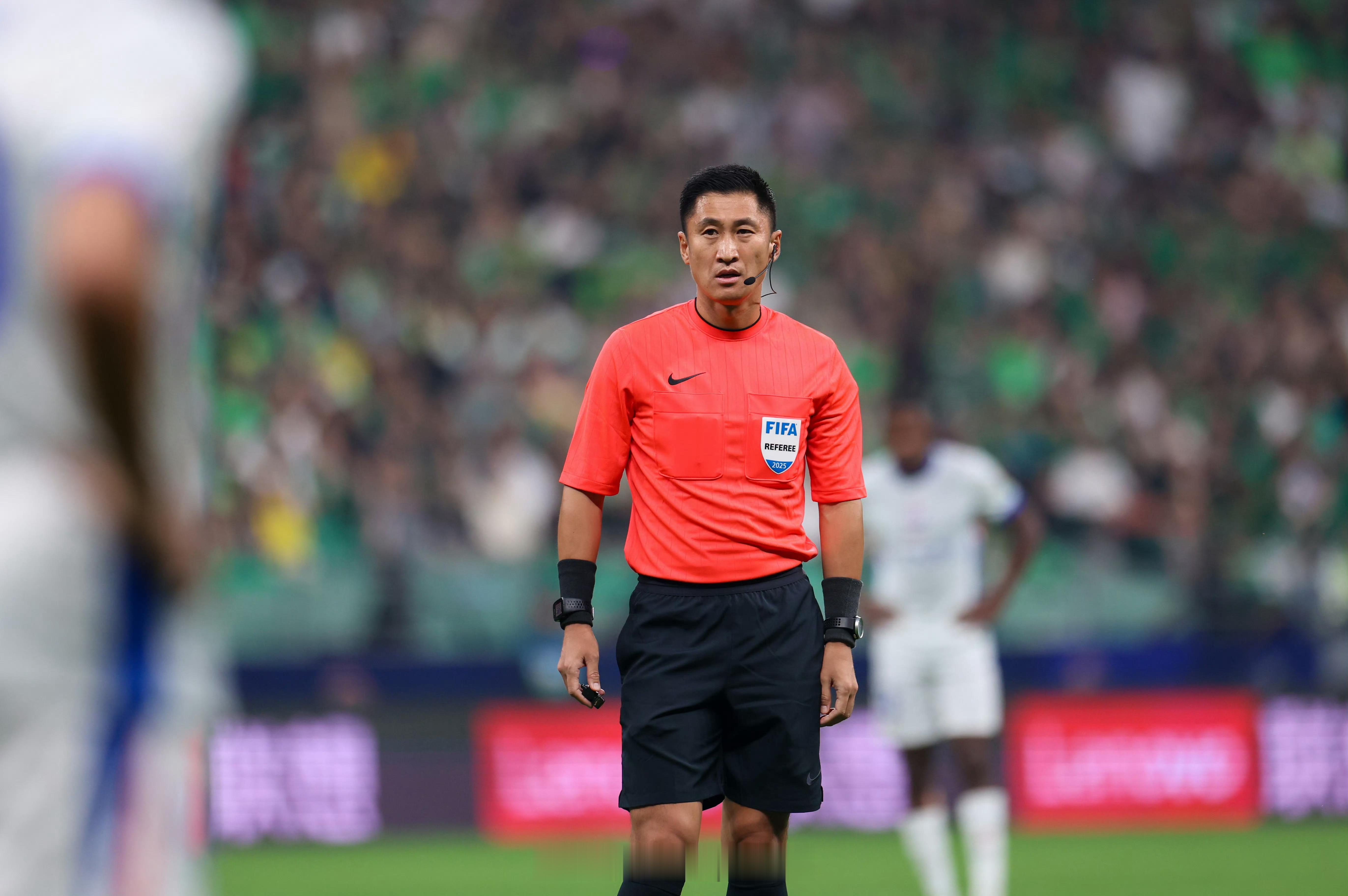 马宁入选2026世界杯候选裁判培训中国足协国际级裁判员马宁成功入选2026年美加