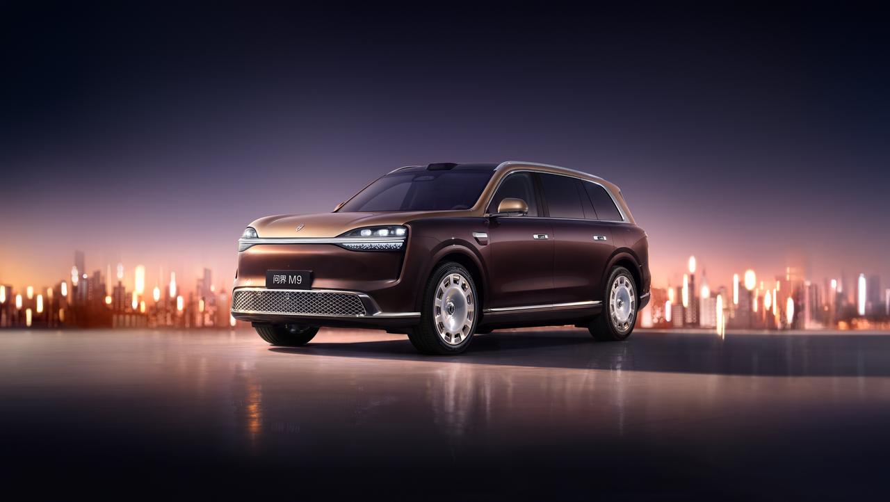 当豪华被重新定义，什么才是真正的标杆？
如今，豪华一词在汽车领域的内涵正在快速演