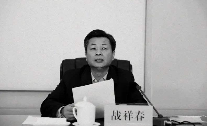 临沂文联主席被害这件事，暴露了体制内单位用工制度方面存在的一个问题。

凶手曾经