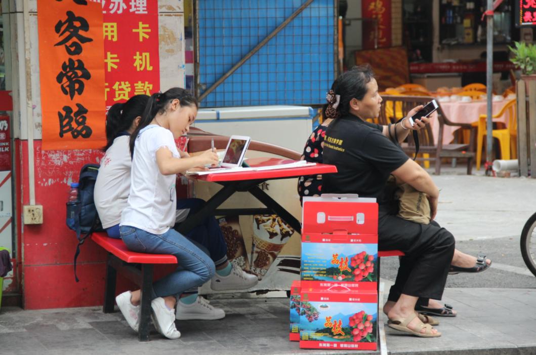 为何普通中国人感受不到中国经济的强大，甚至强大到美西方都害怕，要联手打压围堵的程