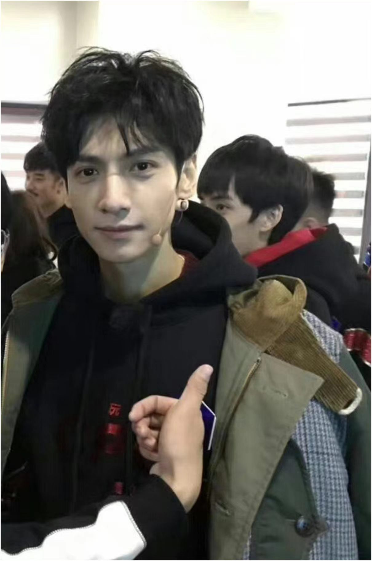 刘耀文罗云熙同款穿搭内娱穿搭标杆，刘耀文少年潮范罗云熙贵气精致，私服搭配简约大气