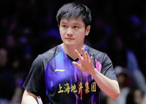 截至7月27日，他已取得11连胜。7月27日，上海地产集团对阵汕头明润，他3-0