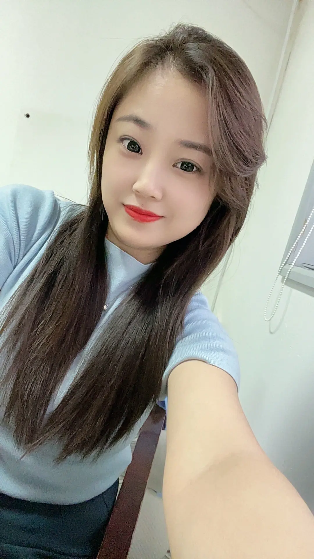 愿你我的人生温柔且有力量，平静且更坚定