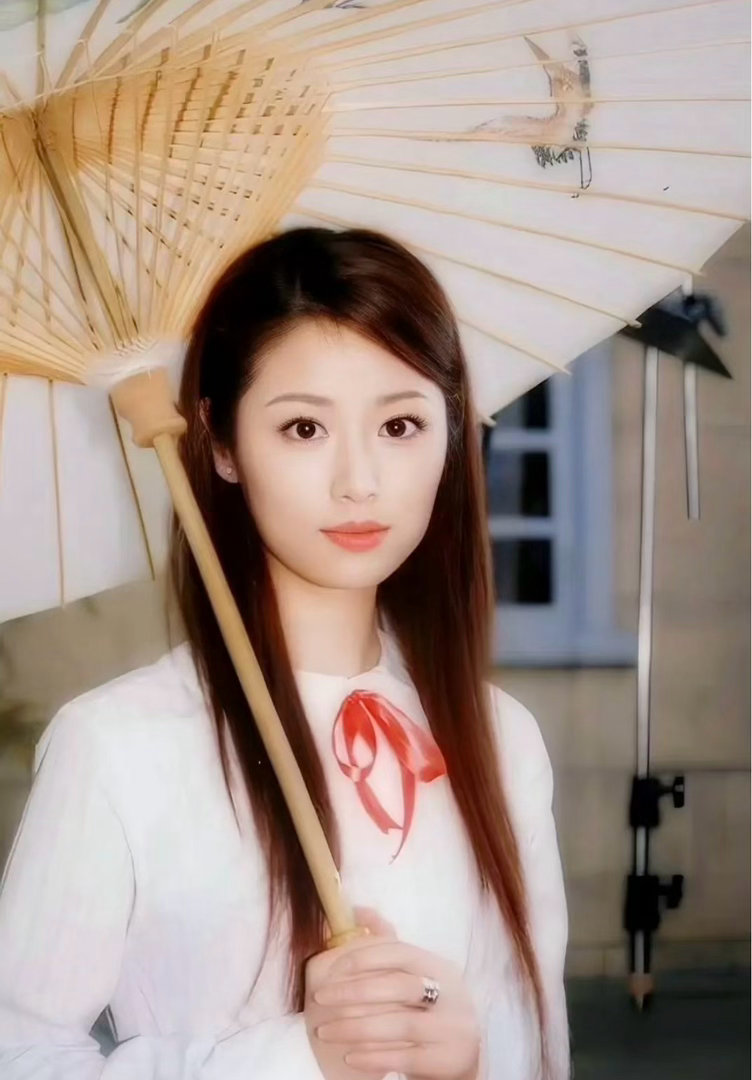 林心如为湾区升明月更博林心如为湾区升明月更博，能看到经典剧的演员重聚，还是挺有情