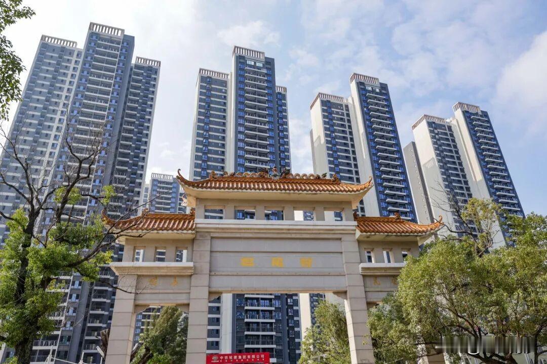 【南沙村民又分房了】1月29日，坦尾村旧村改造回迁房摇珠分房工作正式启动，标志着