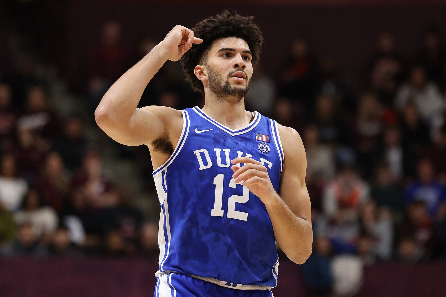 Jake Fischer报道，如果步行者队获得状元签，他们可能会将卡梅隆·布泽尔