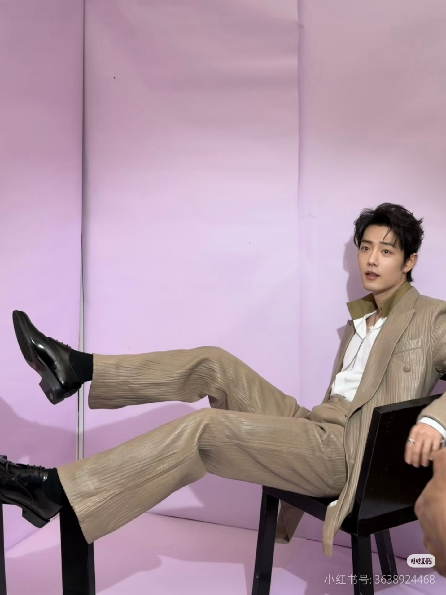 这腿长不对吧怎么会那么长 