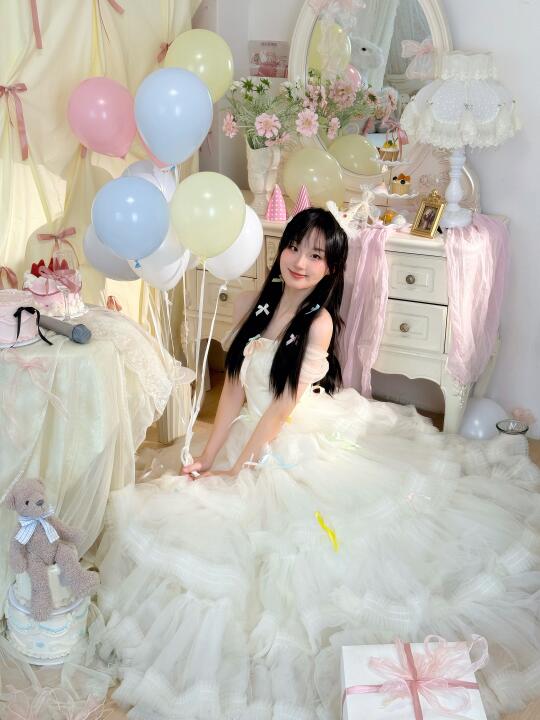 甜甜的公主生日写真来咯～