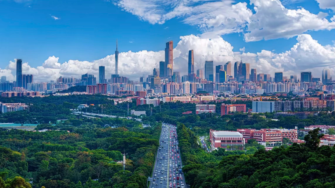 一直想去这个机位打卡，后来在这山下发生了一件很不愉快的事，这个地方也就成了我的禁