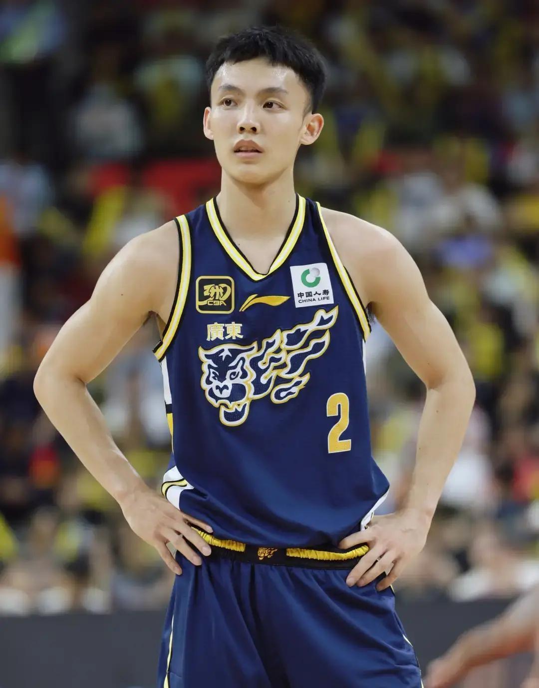 0分后卫打满34分钟
 
高诗岩6中0，山东88-94输给广东。
 
对面179