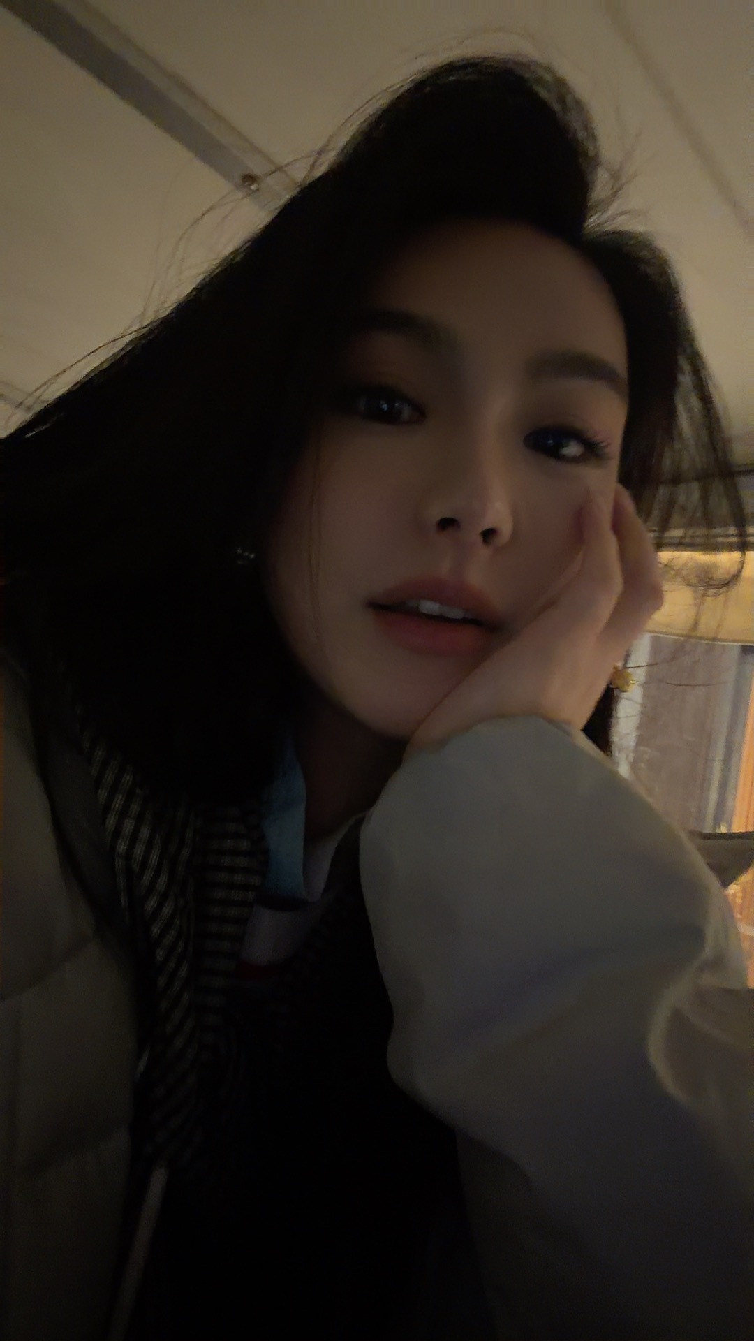 报告！你家胖豆到达酒店了！！！已经和大晨碰头了，设备顺利从弟弟-我-大晨对接成功