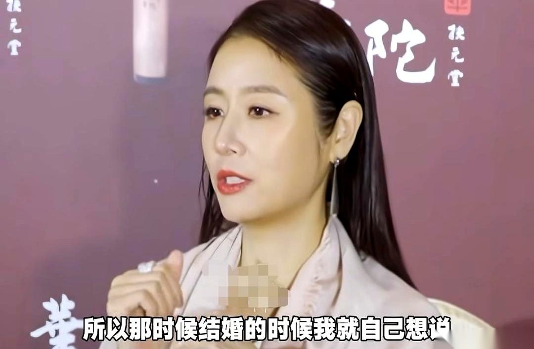 林心如当年嫁给霍建华，估计不少人都替她暗暗捏把汗：这男神在家，得怎么“伺候”？