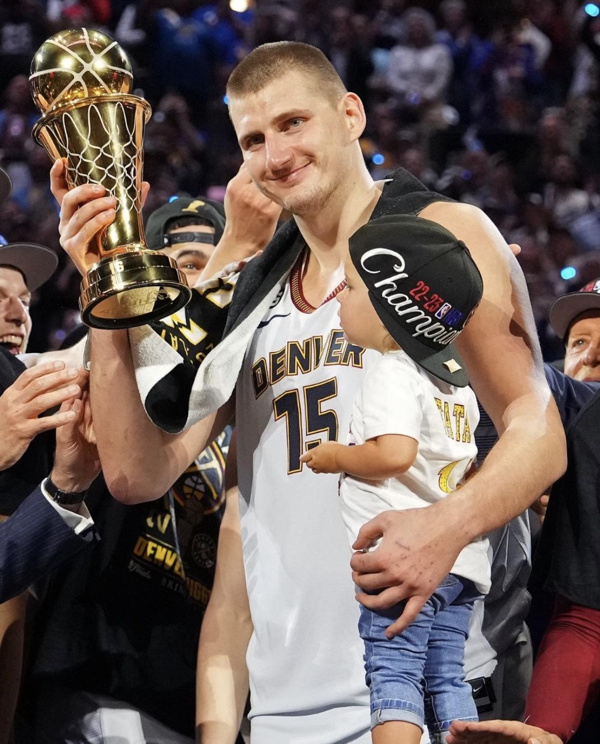 NBA最具反差感的数据，又被约基奇“承包”了！

截至目前，他在常规赛和季后赛合