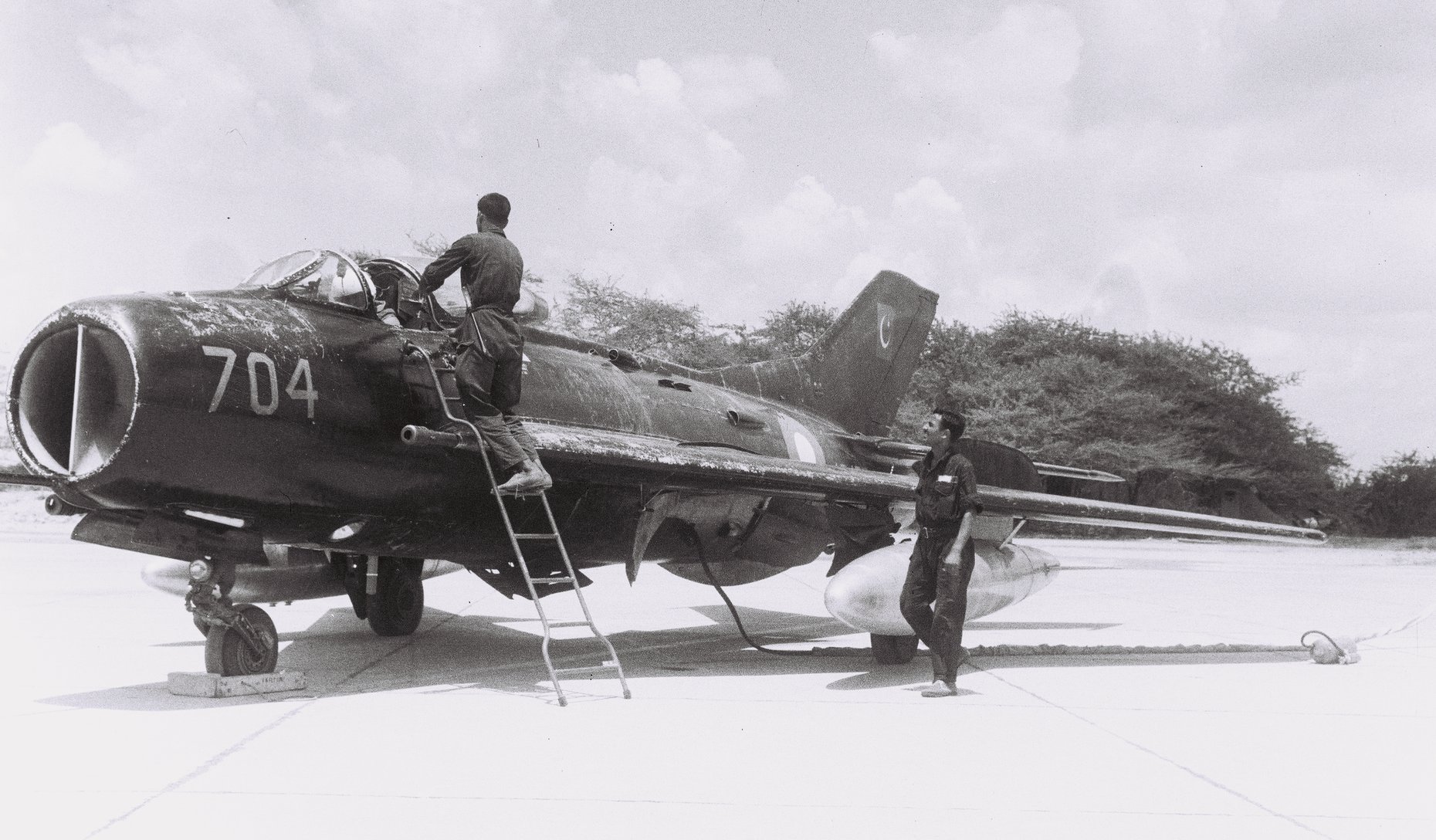 巴基斯坦空军歼-6的历史好图。歼-6战斗机于1965年12月30日进入巴基斯坦空