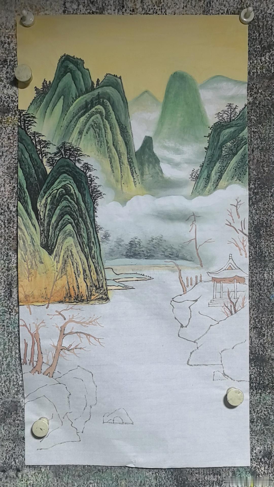 【每天坚持一幅画】这是一幅青绿山水习作，取法传统山水构图，远景群峰层叠，青绿色层