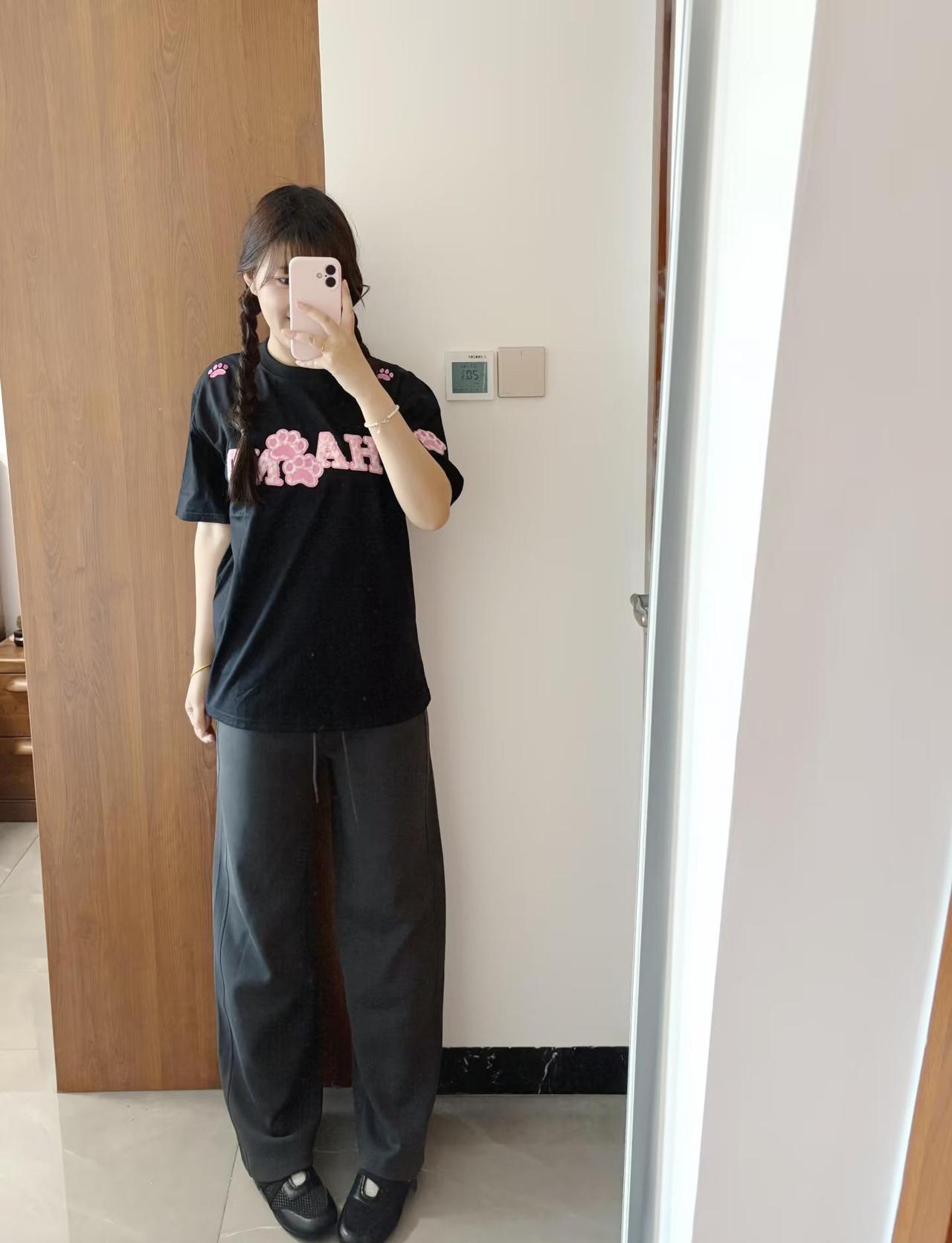 就喜欢这种简单穿搭
随便穿穿就很好看 日常穿搭 今天穿这套 舒服最重要 今天随便