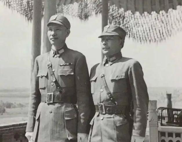 1962年2月10日，蒋介石探望病重的胡宗南，胡宗南泪流满面，说：“这里（台湾）