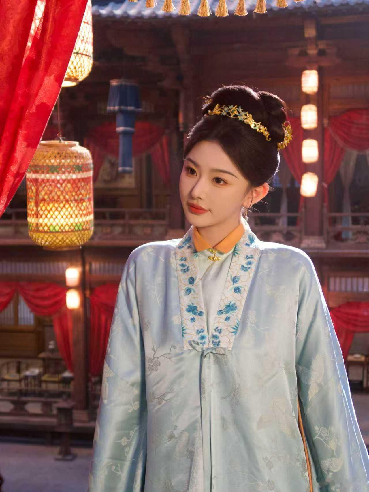 孔雪儿九重紫开播一周年纪念剧照孔雪儿《九重紫》开播一周年纪念剧照来啦！好想苗安素