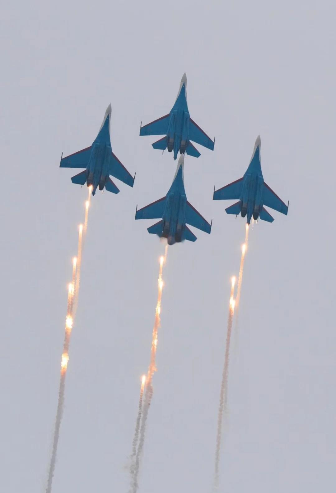 南昌飞行大会明年还有么？
勇士飞行表演队珠海的遗憾终于在南昌弥补了 [笑哭]
S