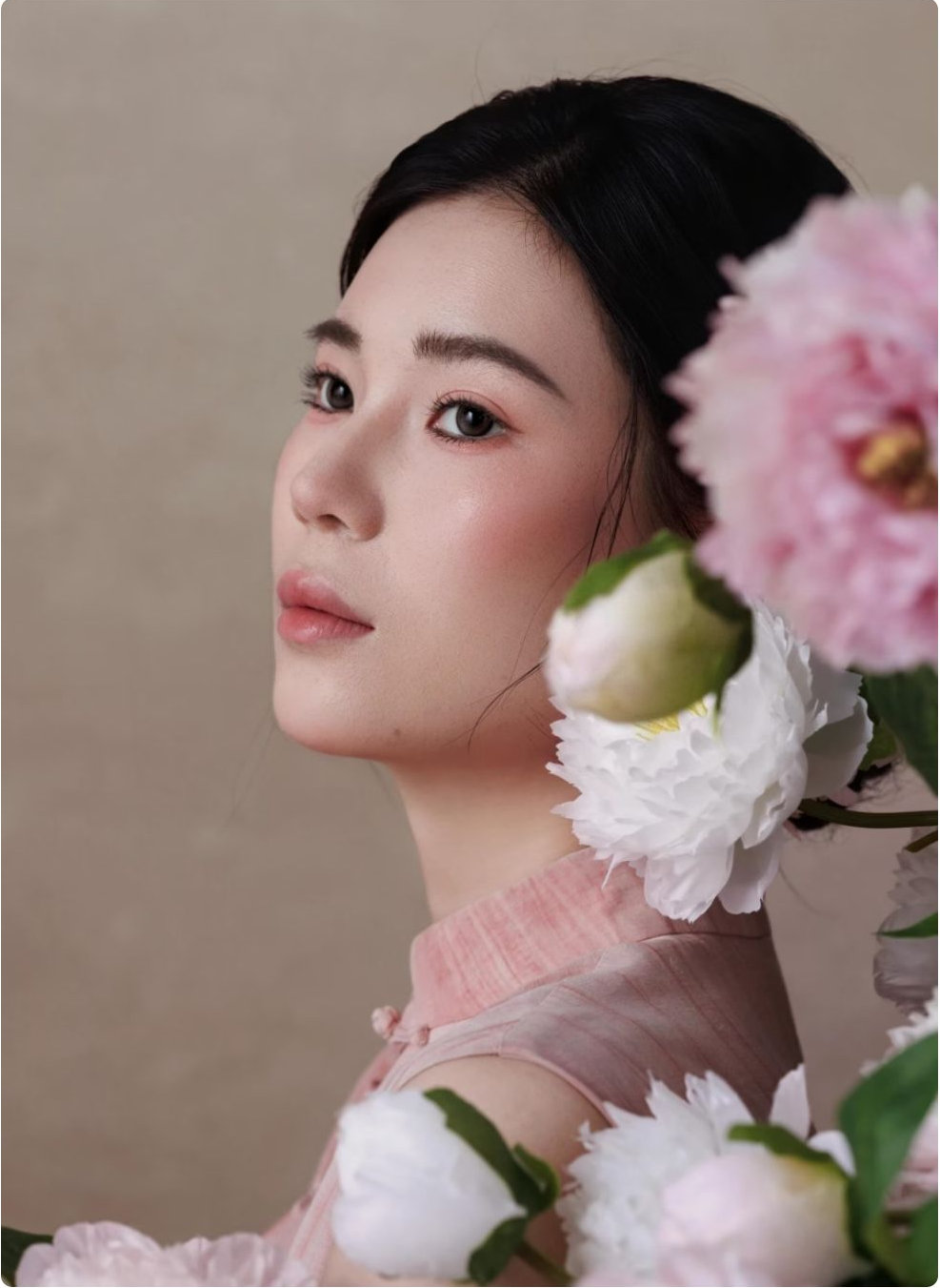 中国乒乓球女神近照曝光，穿旗袍秀身段，温婉动人宛若画中仙 