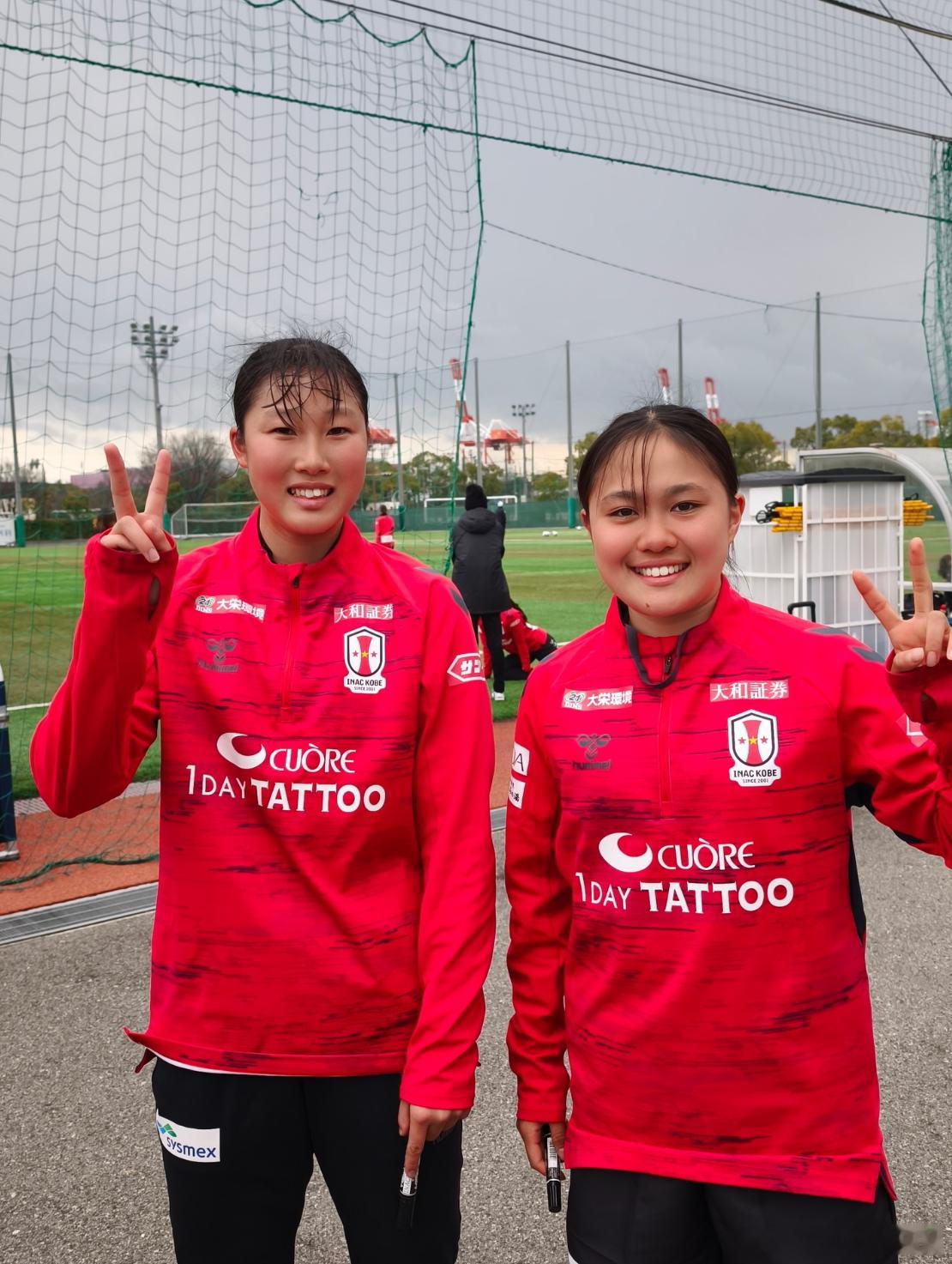 weleague 太田美月、佐藤 ももサロワンウエキ从高校足球队（大商学園高）到