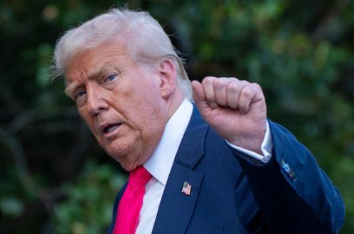 美国对中国出手，打出四记重拳，前所未有挑衅中国。
 
要说美国这次借着2026年