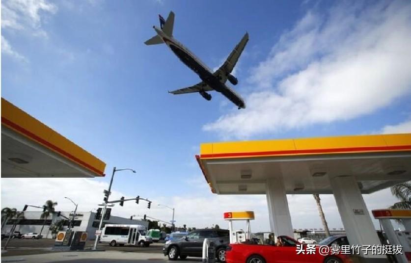 伊朗战争颠覆全球能源供应，美国油价飙升。
路透纽约 3 月 6 日电 —— 美国