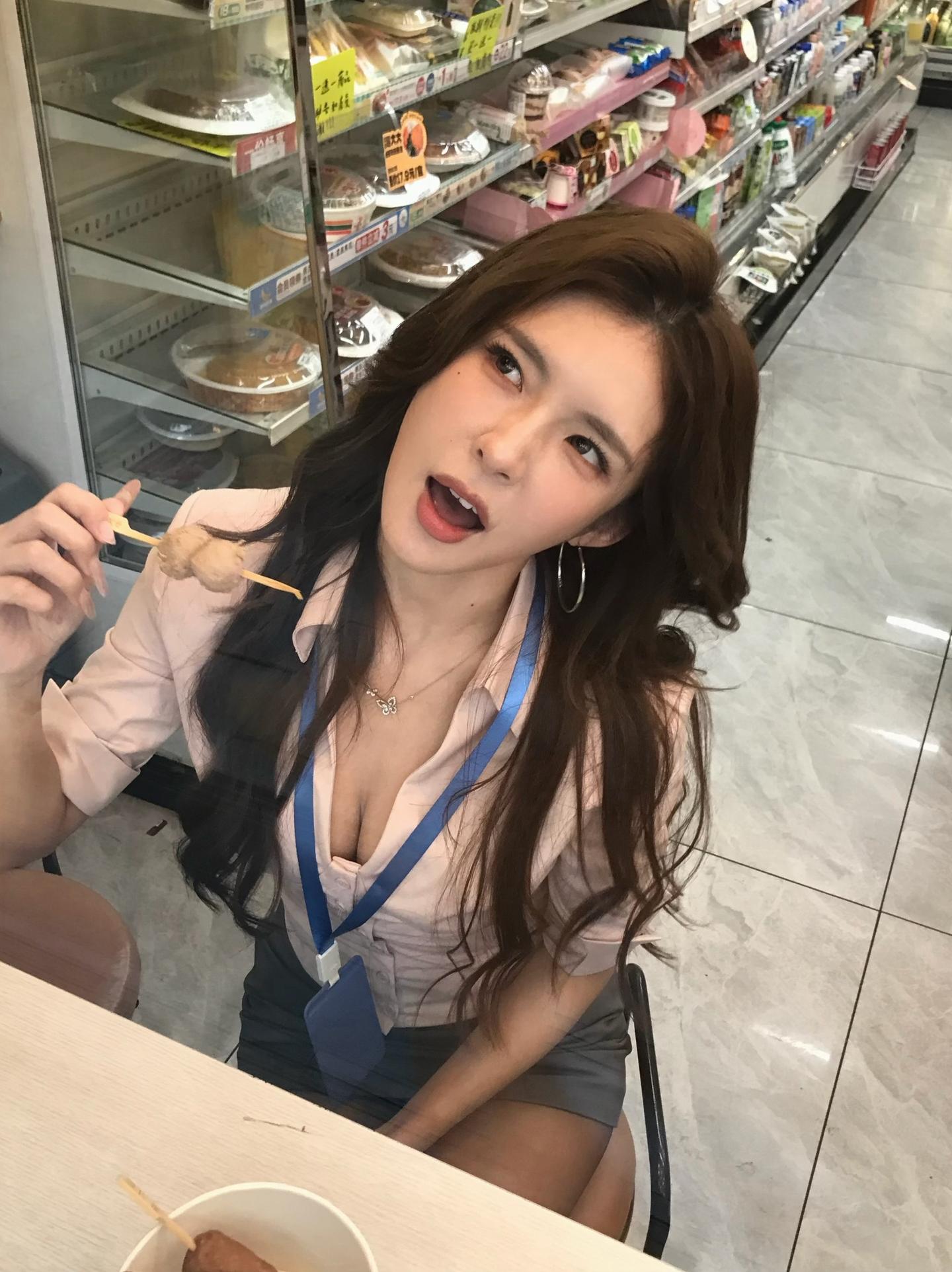 漂亮的御姐有杀气