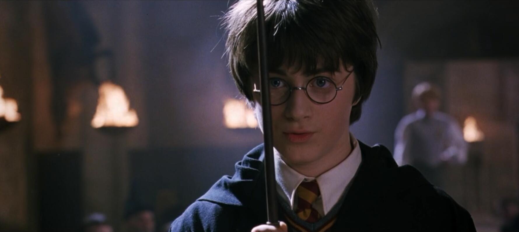 1992年12月17日——33年前的今天，哈利参加了决斗俱乐部，与德拉科PK。被