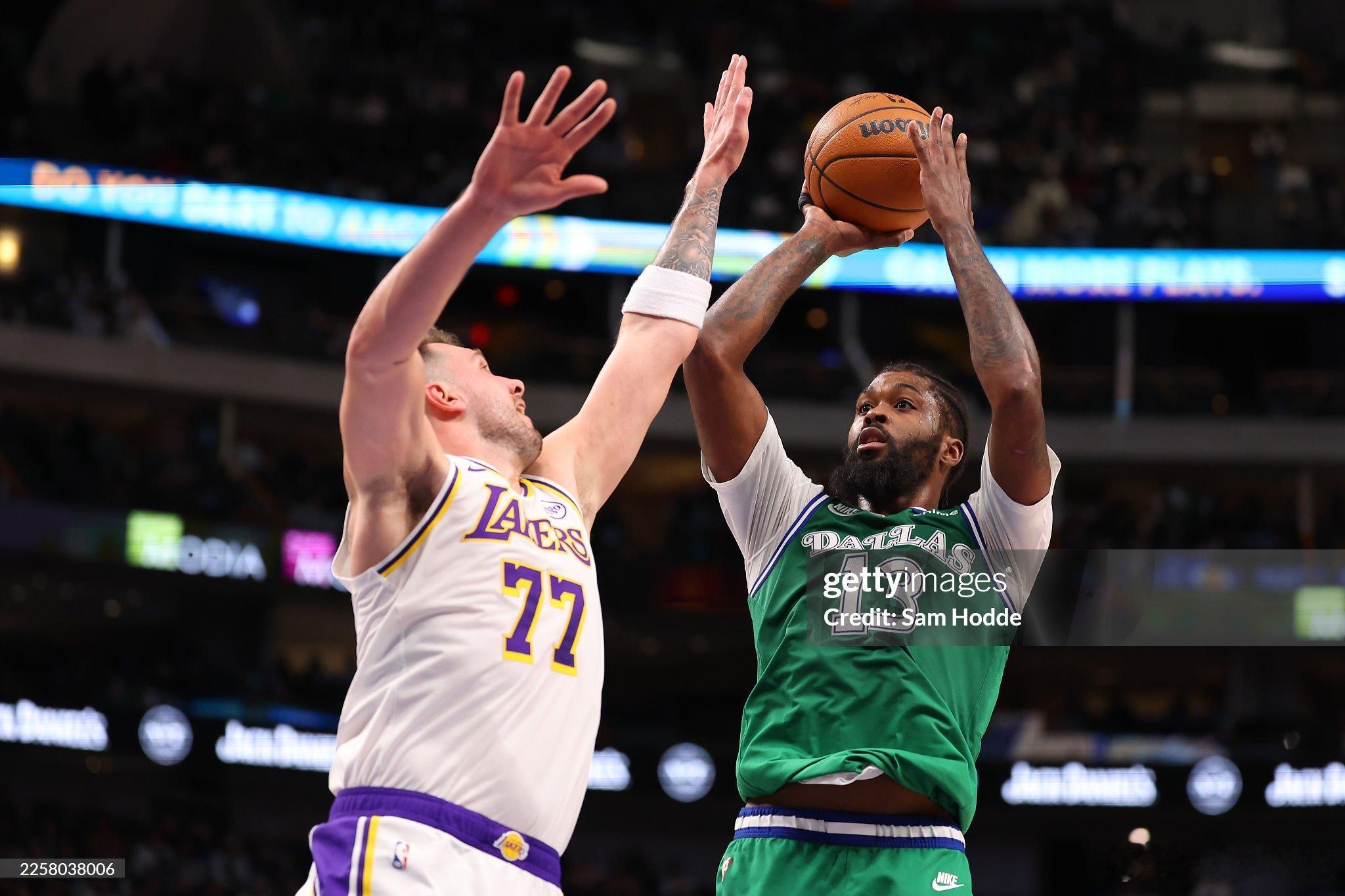 MFFL 来自Marc Stein的消息。达拉斯对马绍尔的潜在交易报价有“很高”