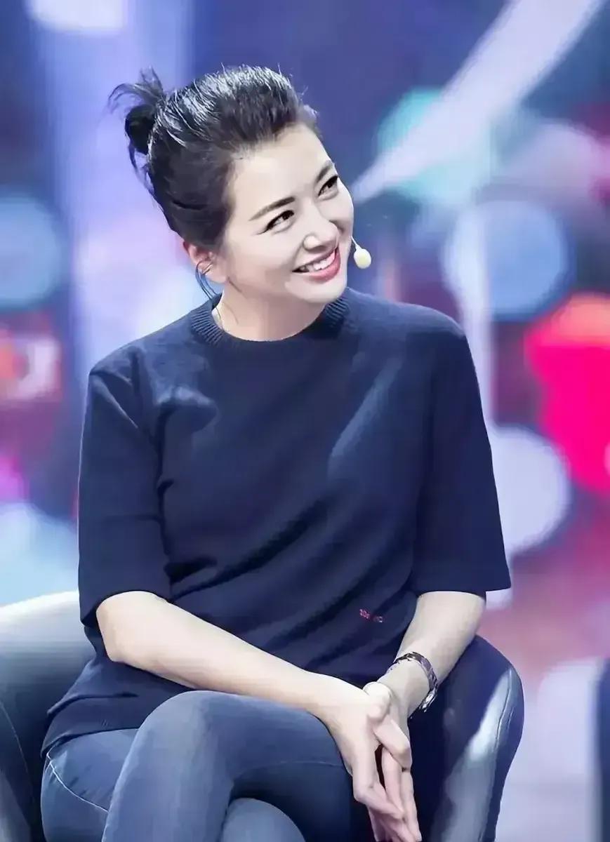 90年代女神江珊，太漂气了。这气质颜值完全不输当年，你对她还有印象吗？#娱乐# 