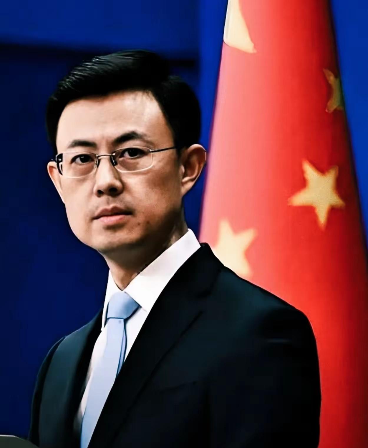 真是气人！
美国刚把石墨列作关键矿产，
咱这儿就有人把1200吨这种战略物资悄悄