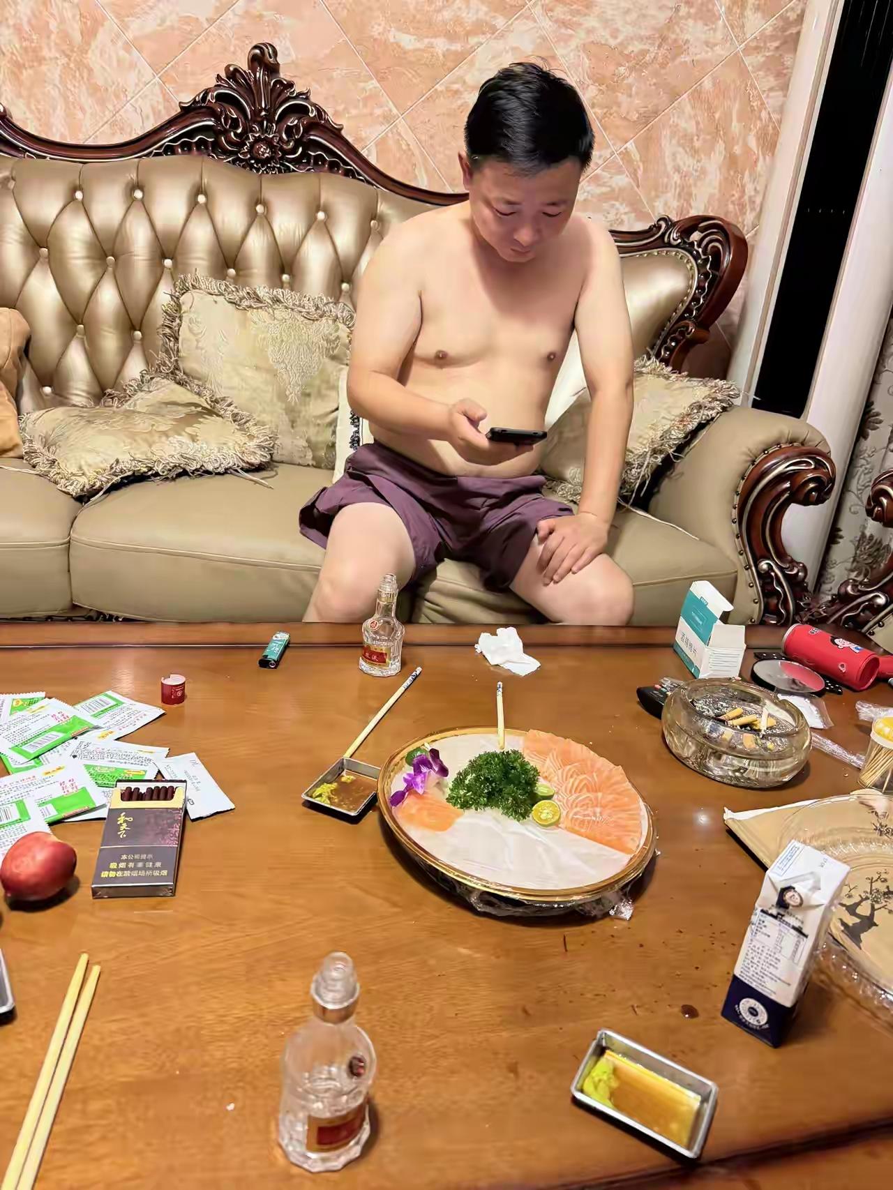这一看就是有钱人！